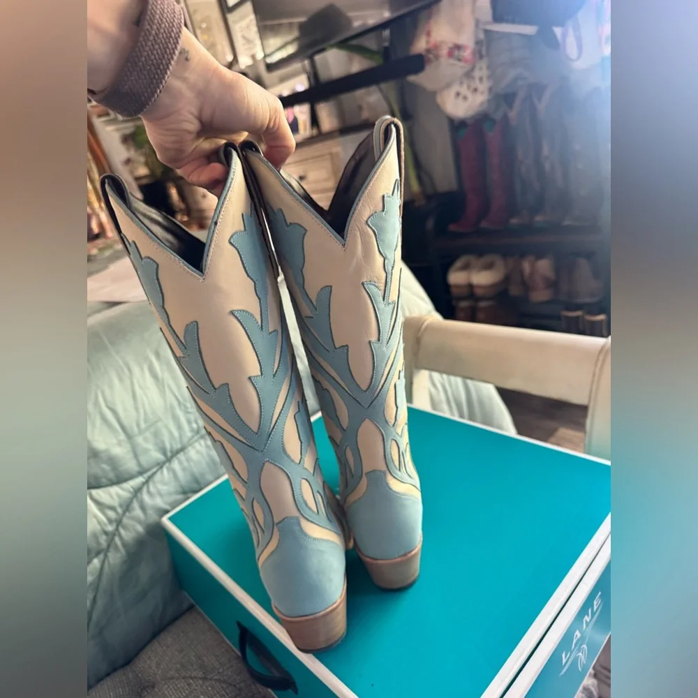 Lane Jolene Blue and Cream Floral Heeled Boots - Picture 4 of 13